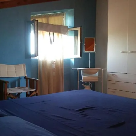 Il Vecchio Lentisco Apartment *